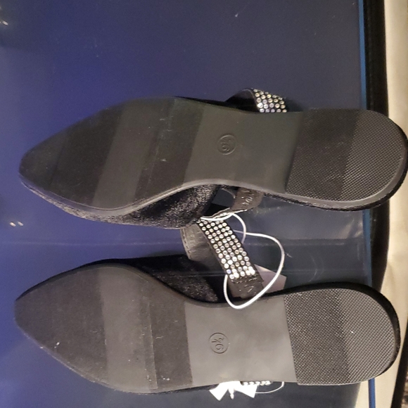  A New Day Maxine Flats in Black Velour shoes pointed - Picture 4 of 6